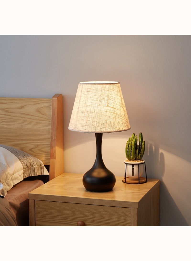 DAI HEART مصباح طاولة، مصباح طاولة بسيط، مصباح طاولة بجانب السرير، إضاءة ليلية، مصباح طاولة إبداعي لغرفة النوم مع غطاء قماشي، قاعدة سوداء، مناسب لغرف النوم، غرف المعيشة، المكاتب، غرف الأطفال، غرف النوم المشتركة. - Image 4